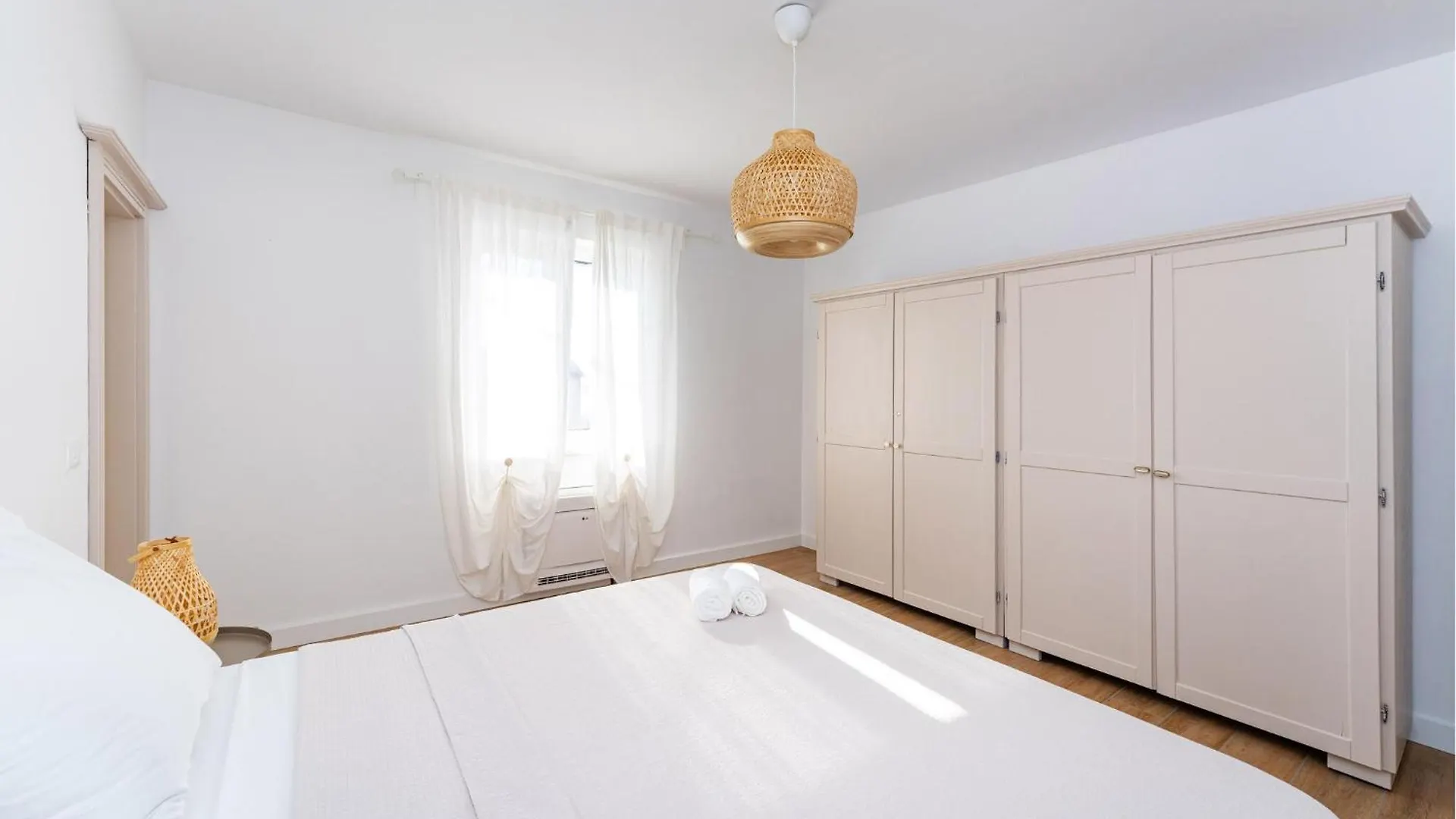 4 Bedroom Cozy Home In Krusevo Krusevo (Zadar)