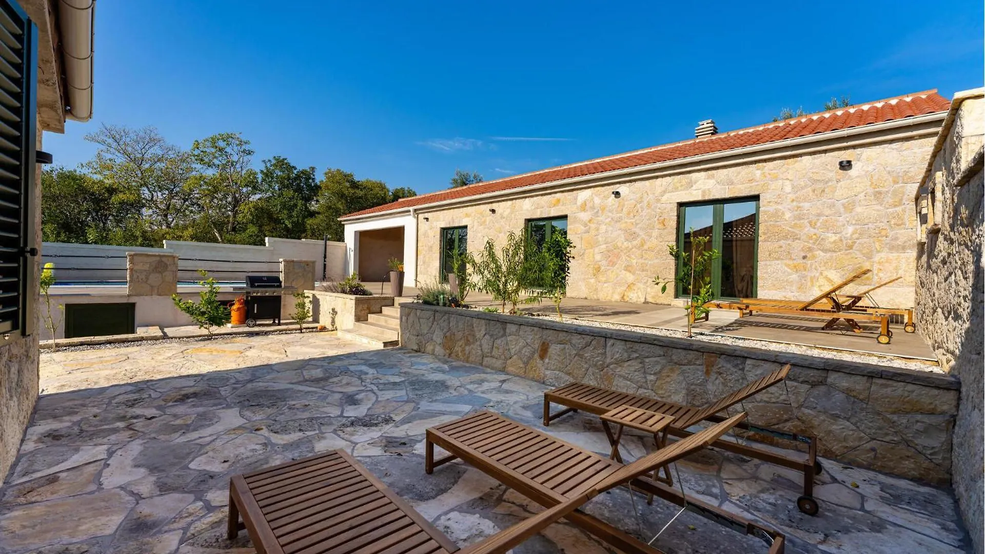 Holiday home 4 Bedroom Cozy Home In Krusevo Croatia