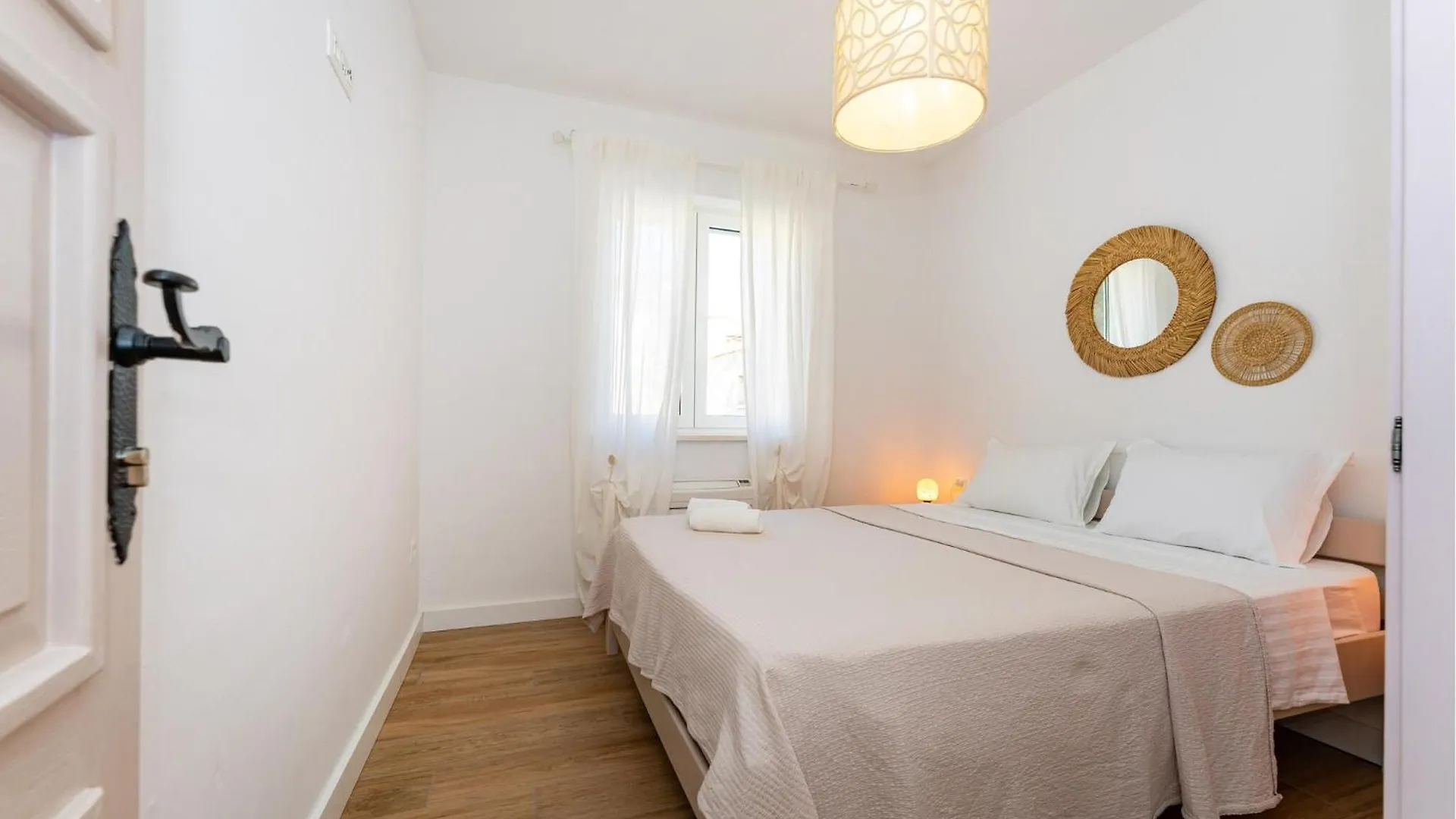 4 Bedroom Cozy Home In Krusevo